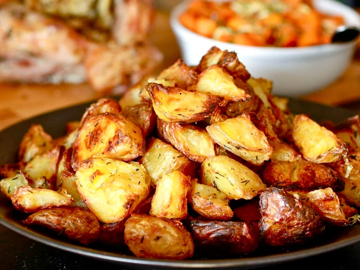 Bakad potatis, en utsökt rätt FOTO Shutterstock