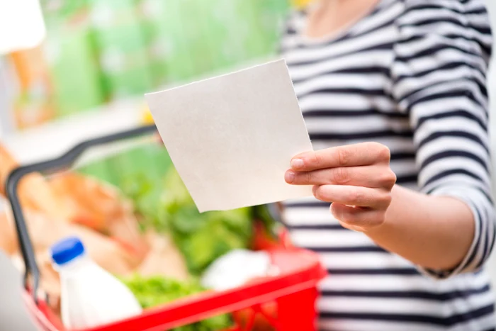 Att gå och handla innebär fysisk ansträngning FOTO Shutterstock